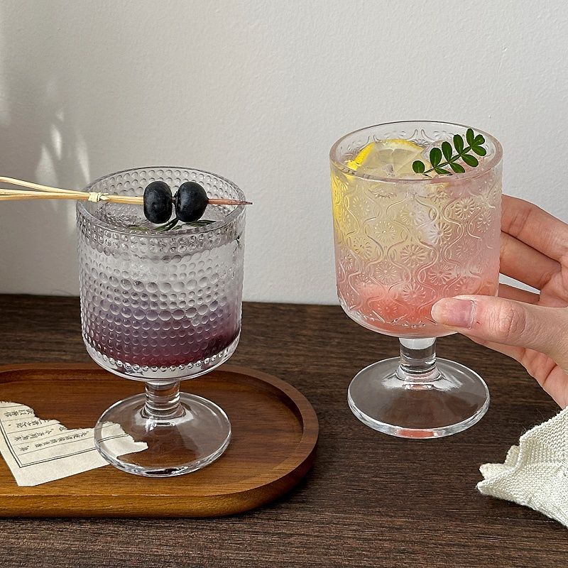 4 個セットヴィンテージエンボス加工混合パターンワイングラス - Wine Beer Mixed Drinks のレビューと価格