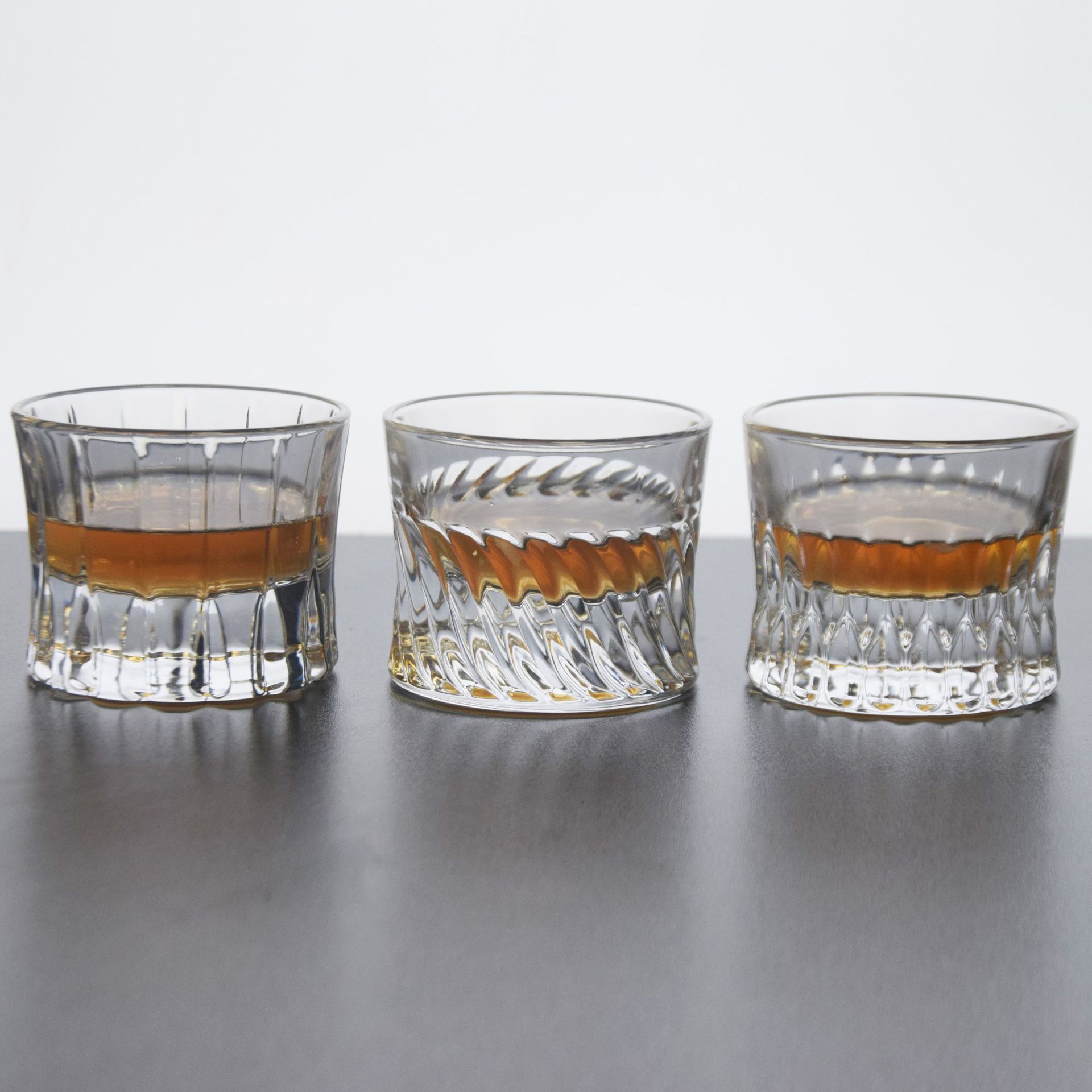 ウエストの形をしたキーホルダーガラス,ワイングラス,家庭用照 - Wine Like Beer のレビューと価格